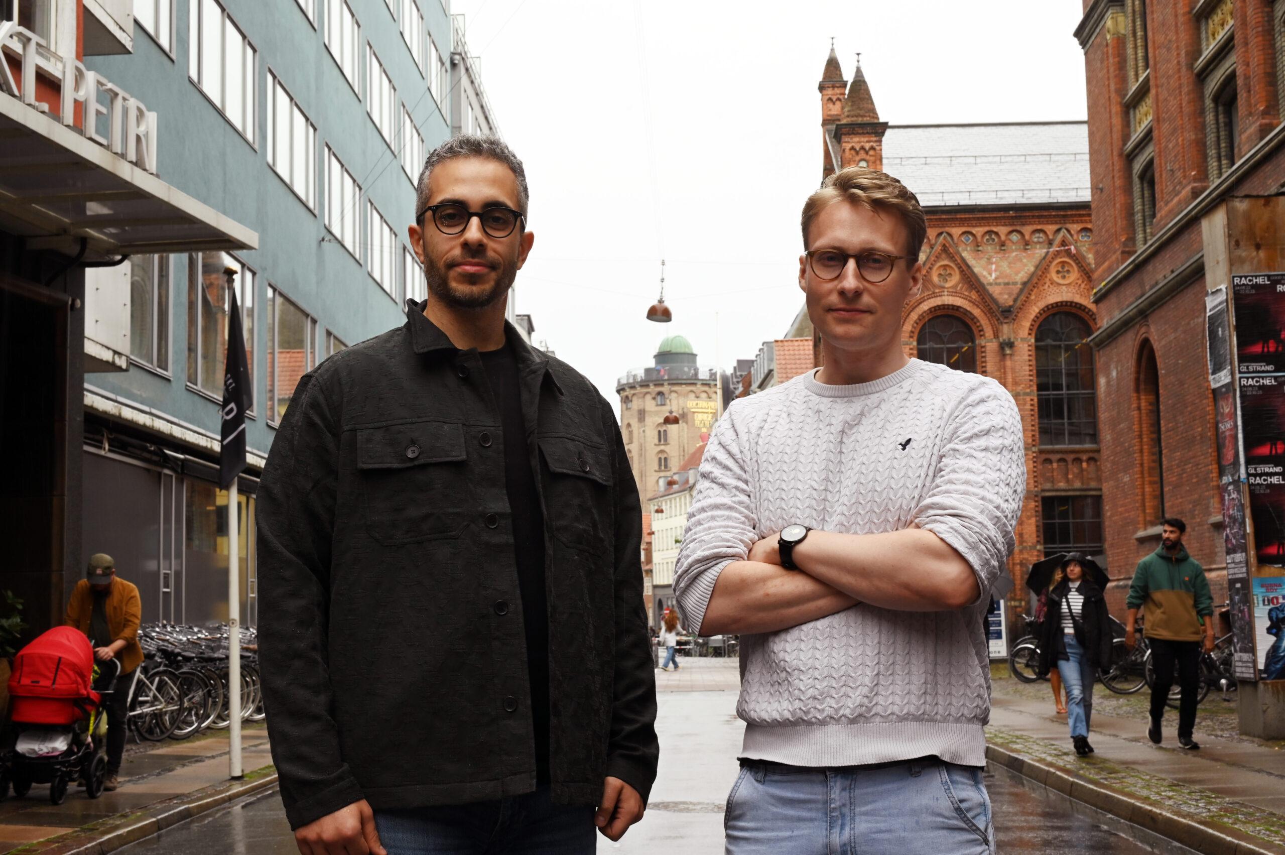 Two members of the Jabbr team photographed on a Copenhagen street.