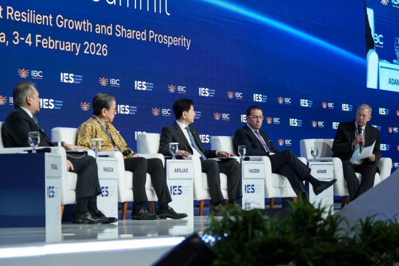 The investment panel at the Indonesia Economic Summit 2026