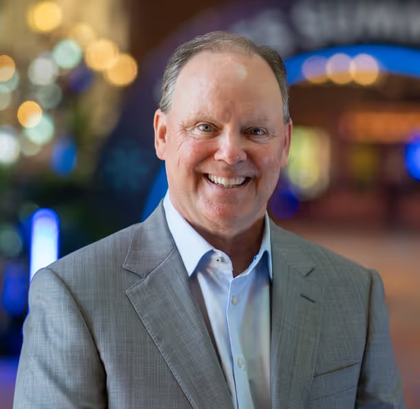 C.R. Howdyshell, Chief Executive Officer of Advizex