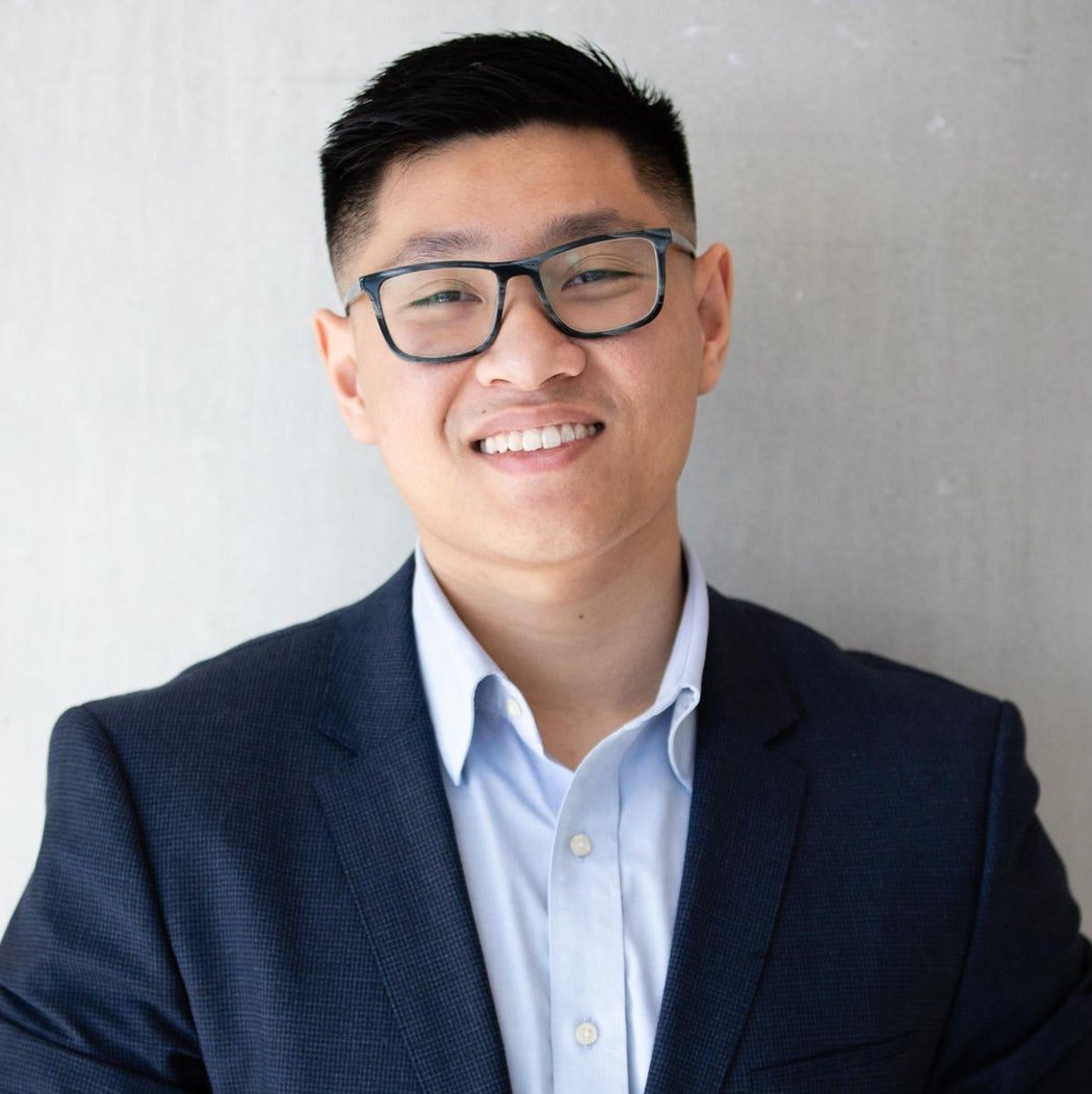 Dr Aengus Tran