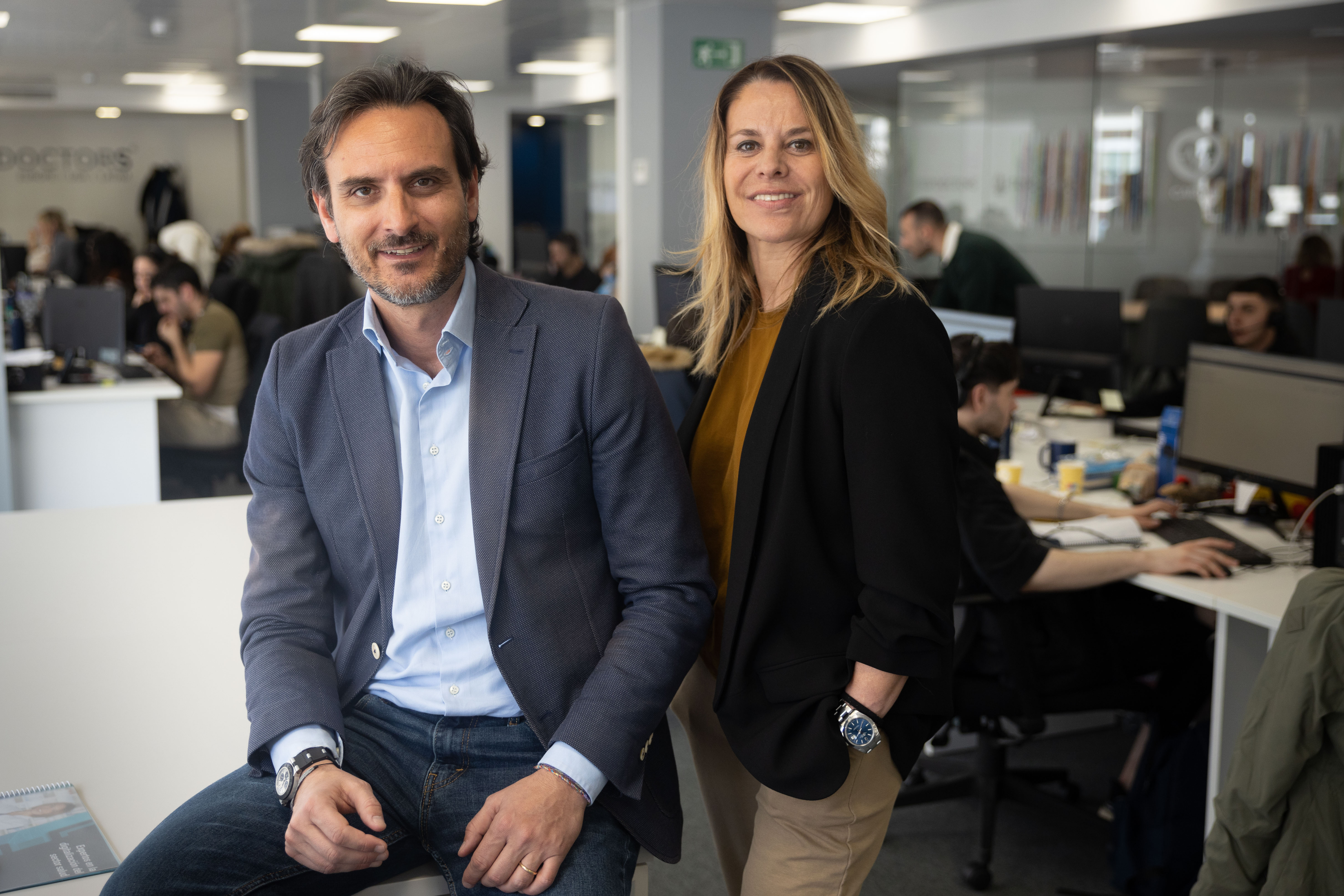 Alberto E. Porciani and Lorena Bassas together in the Top Doctors office