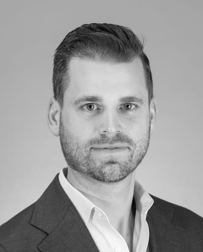 Alex Cavalieri Is Making Alternative Investing Less Alternative
