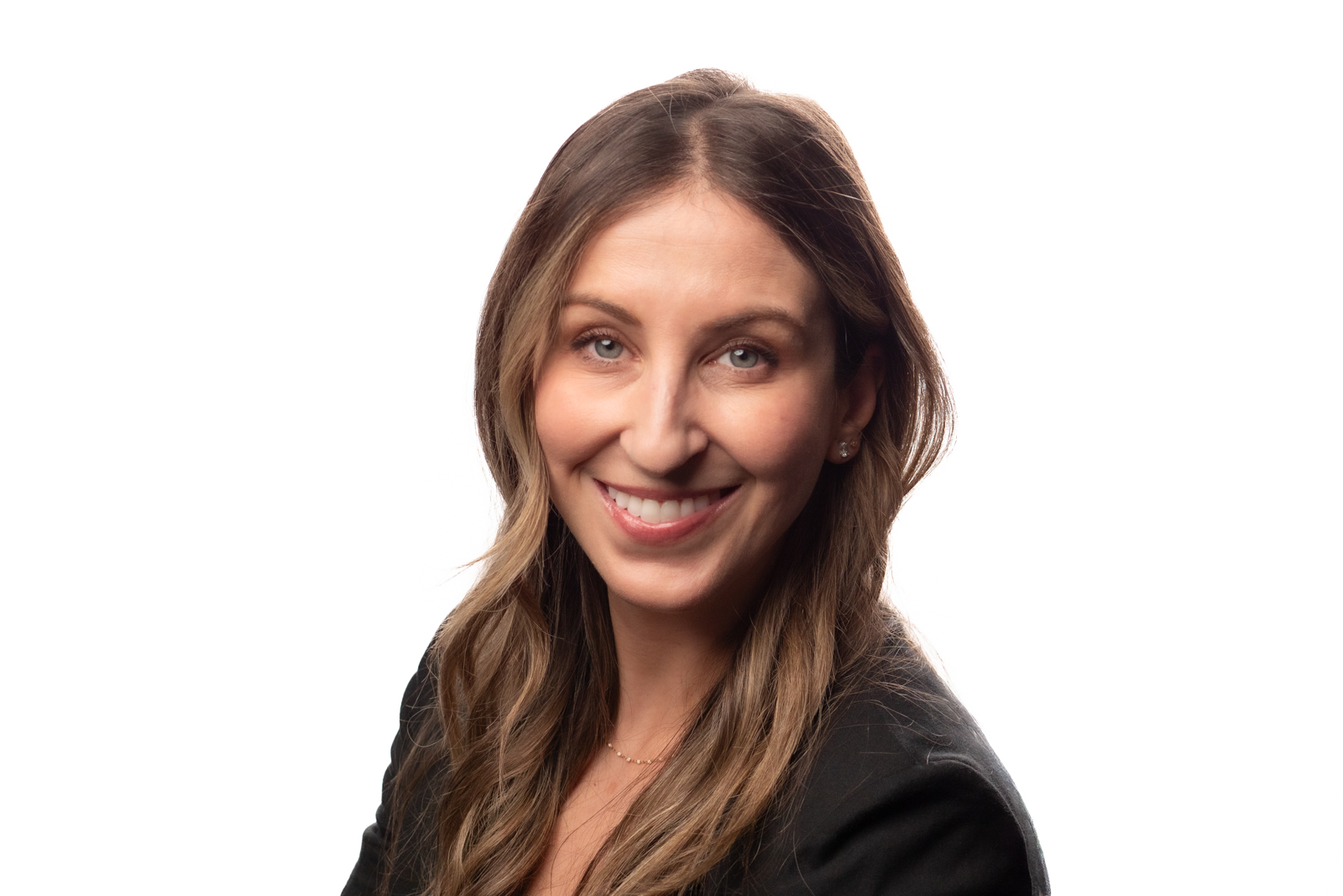Alexandra Ozerkis Learned to Sell the Invisible