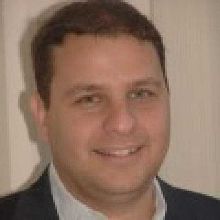 Portrait published alongside the 2012 Palo Alto profile of Alicanto