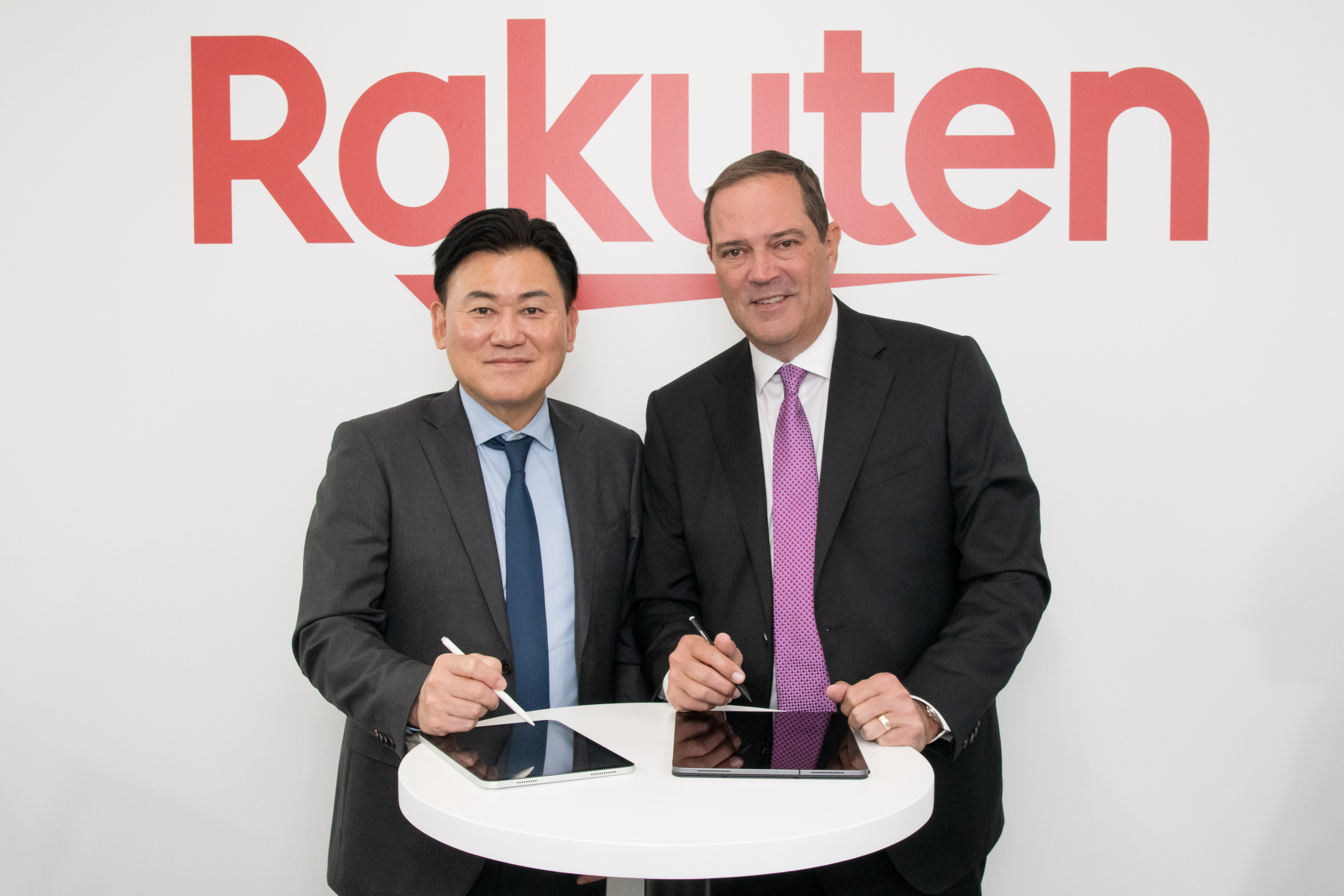 Rakuten chairman Mickey Mikitani and Cisco CEO Chuck Robbins at Mobile World Congress 2025