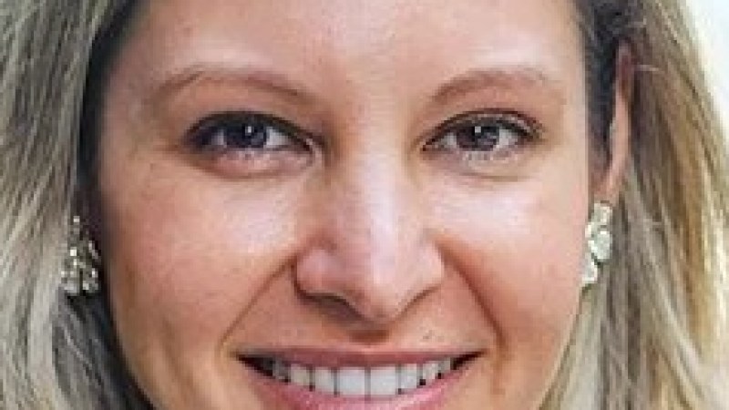 Angela Rastegar