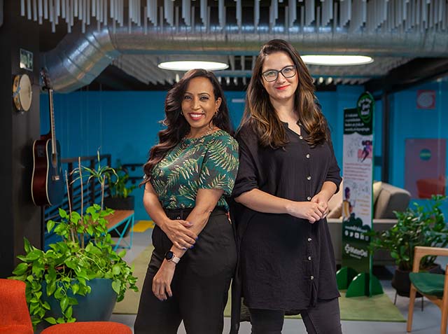 Dany Carvalho, left, and Anna Martins, right, together at Órbi Conecta