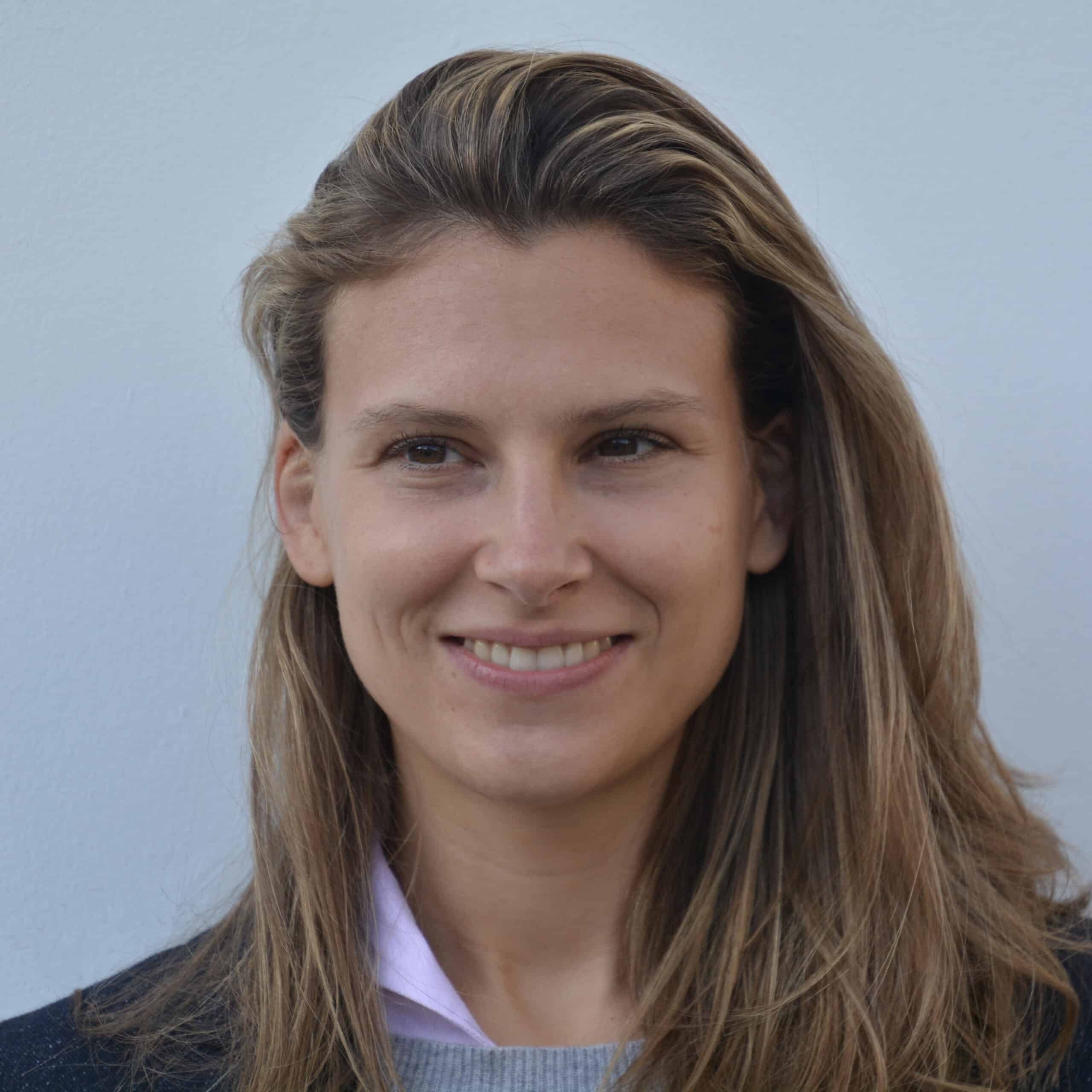 Anna Luisa Schaffgotsch Bet on the Signal Between the Snapshots