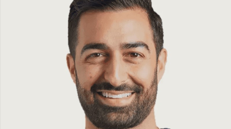 Arsham Memarzadeh