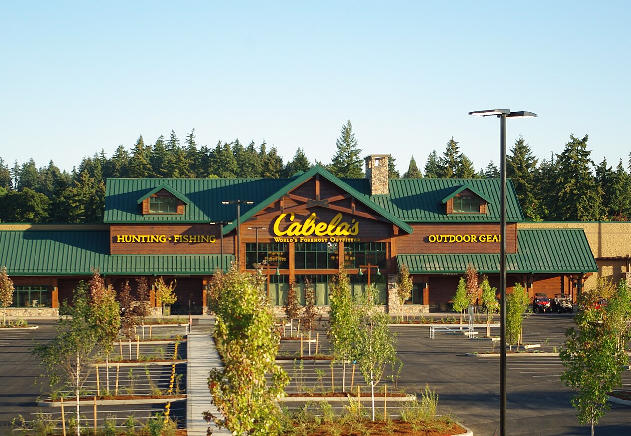 A Cabela's outdoor-outfitter store, the kind of single-tenant net-lease property B+E brokers