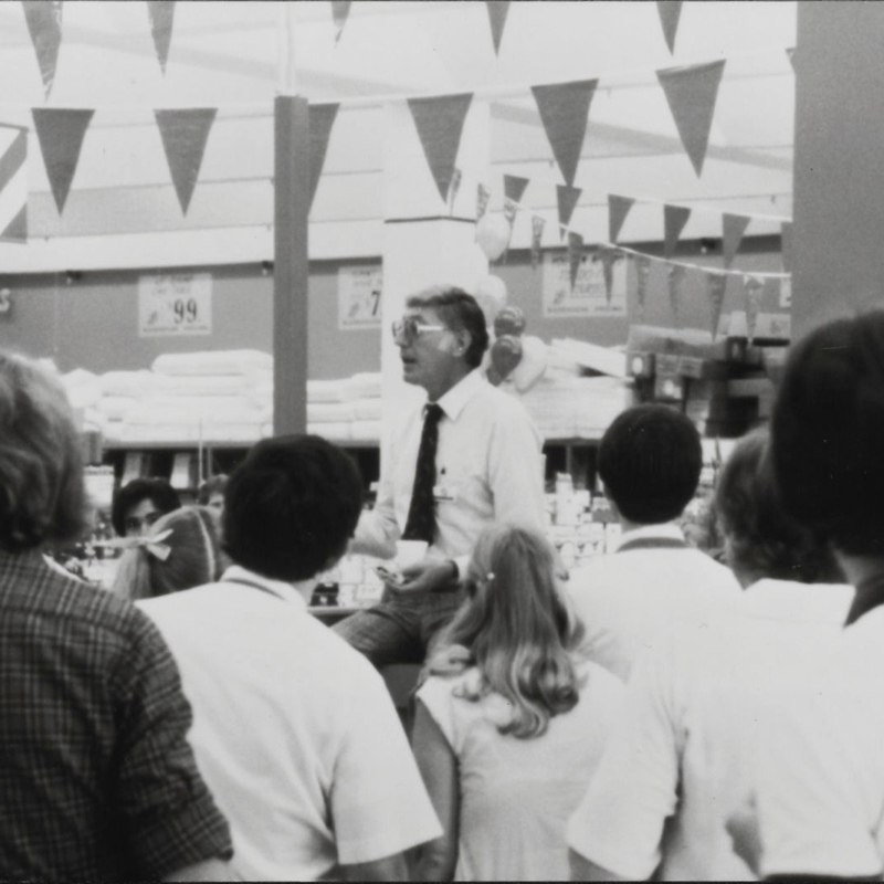 Bernie Marcus speaking to Home Depot associates before the first Atlanta grand opening
