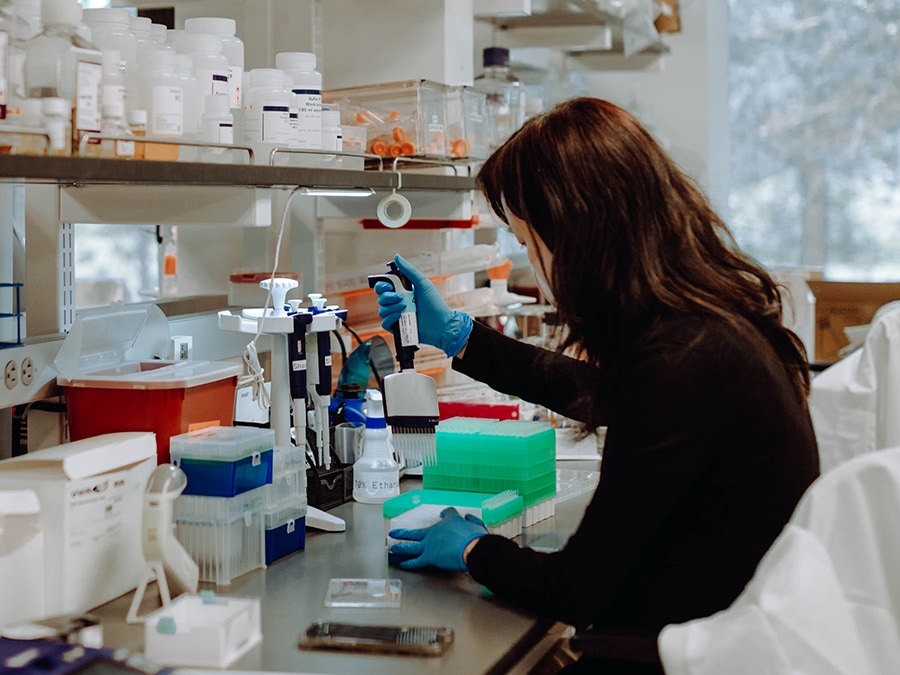BigHat Biosciences lab and platform
