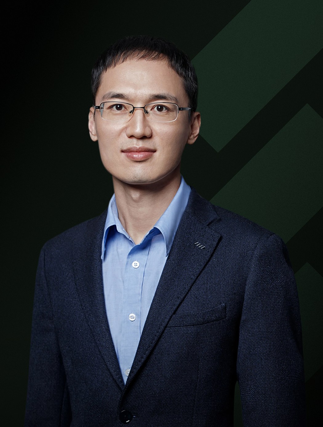 Bruce Wang Lei and the problem with waiting for power