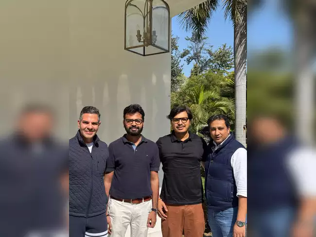 Sunjay Kapur, Himanshu Singh Raghuvanshi, Dheeraj Tiwari and Vivek Vikram Singh at CAPGRID’s investment announcement