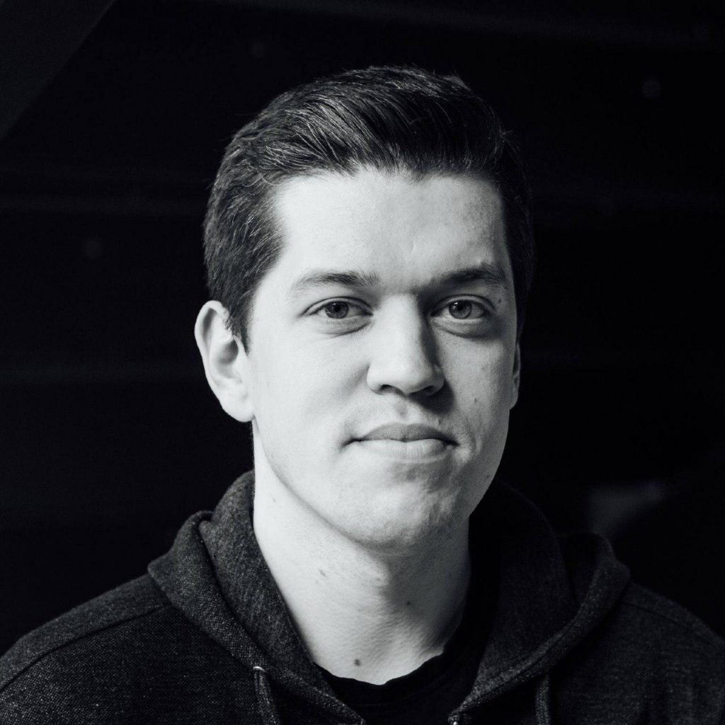 Black-and-white portrait of Cargofy co-founder Stakh Vozniak