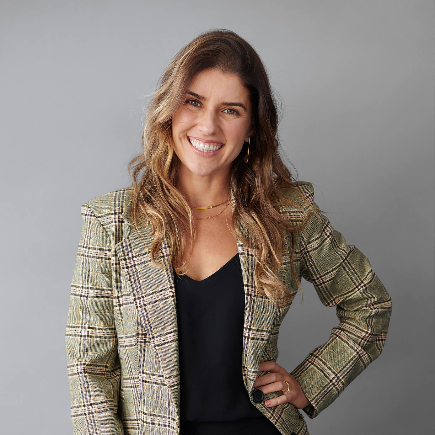 Carolina Reis Oliveira Put a Biotech Lab Behind the Beauty Counter