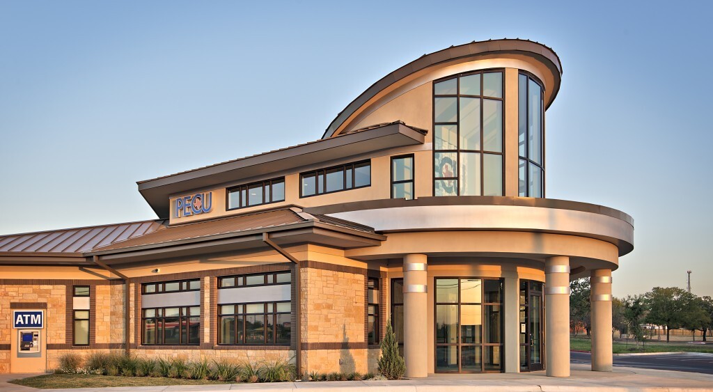 Exterior of PECU’s branch in Round Rock, Texas