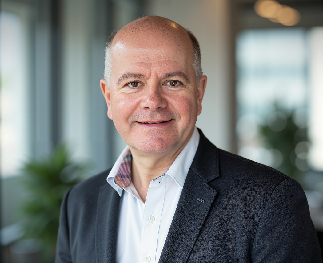 Chris Rasmussen