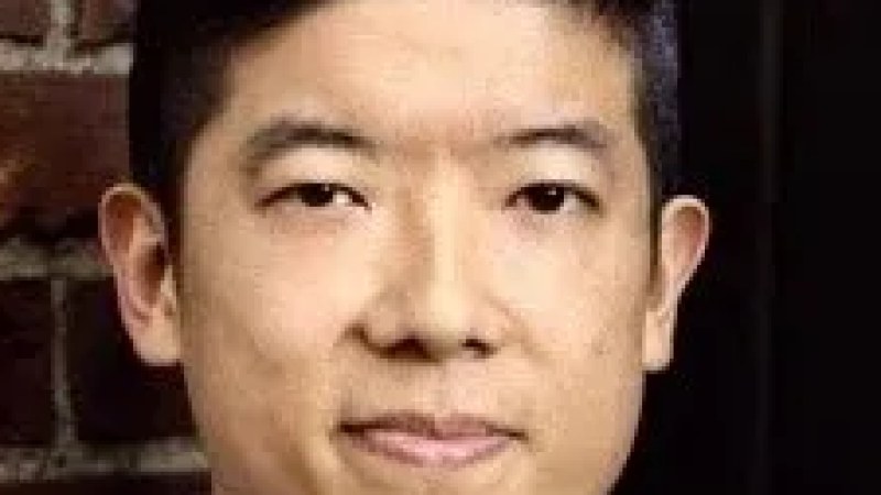 Chris Toy