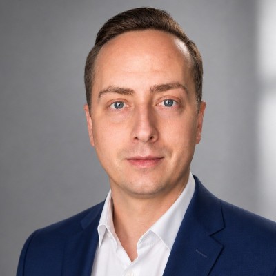 Christopher Gohlke Learned Finance’s Hardest Language: Plain English