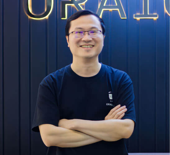 Chung Dao and the Trouble Between Machines