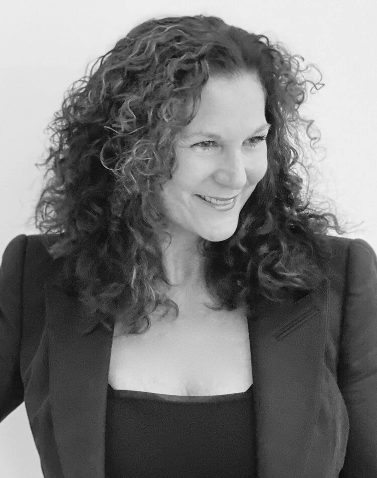 Black-and-white portrait of CIIC PR founder Carolyn Izzo