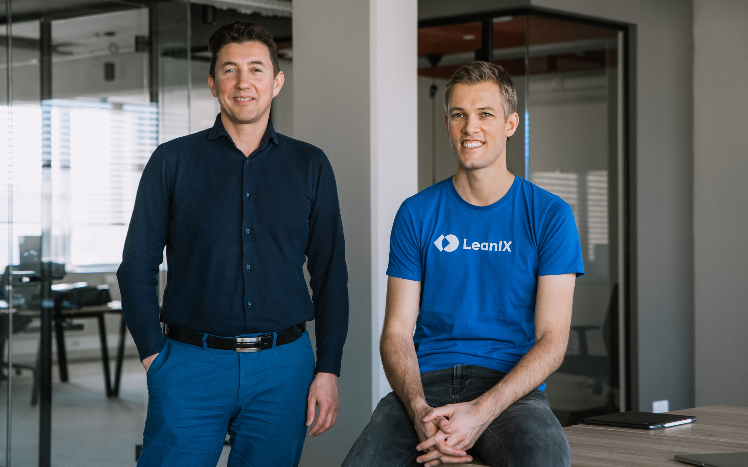 Cleanshelf founder Dusan Omercevic and LeanIX founder André Christ in an office