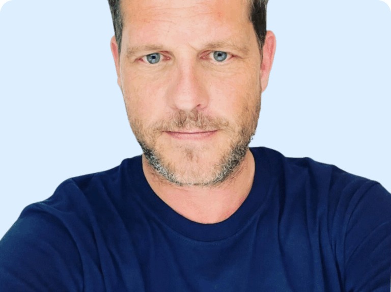 Fran López, cofounder of Clientify