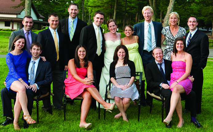 A group of Babson alumni and friends at Colleen Burke and Rob Nicewicz’s wedding