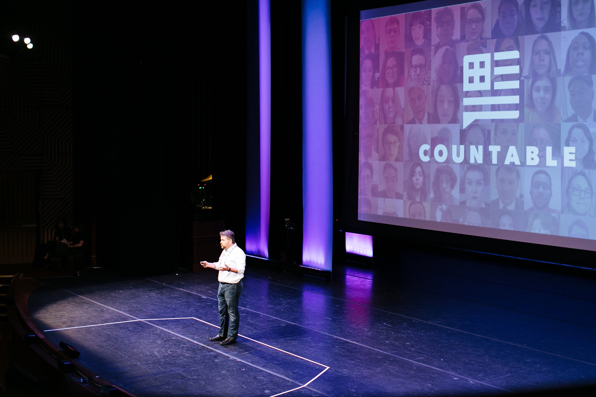 Bart Myers presenting Countable on stage