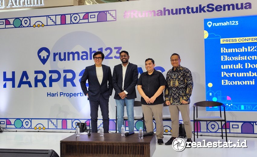Darius Cheung, at left, with three industry representatives at the Rumah123 Harpropnas Fest 2025 press conference in Jakarta