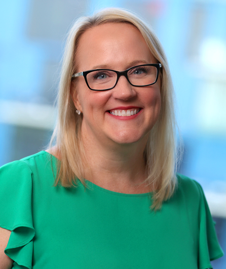 Deb Hannah Keeps Changing the Aisle