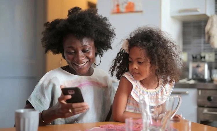 Diona lifestyle image of services in the community