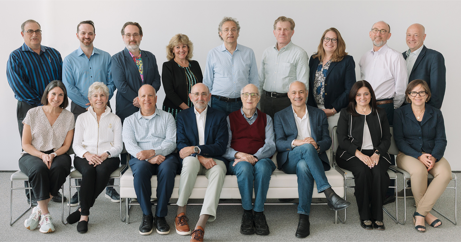 Spertus Institute trustees gathered for their 2026 board retreat, with Don Kleinmuntz sixth from the left in the top row.