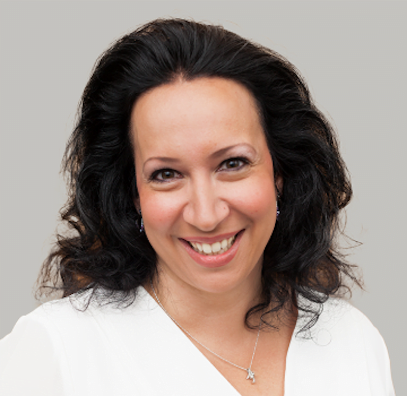 Donna Parent Turned a Reporter’s Instinct Into a B2B Research Engine
