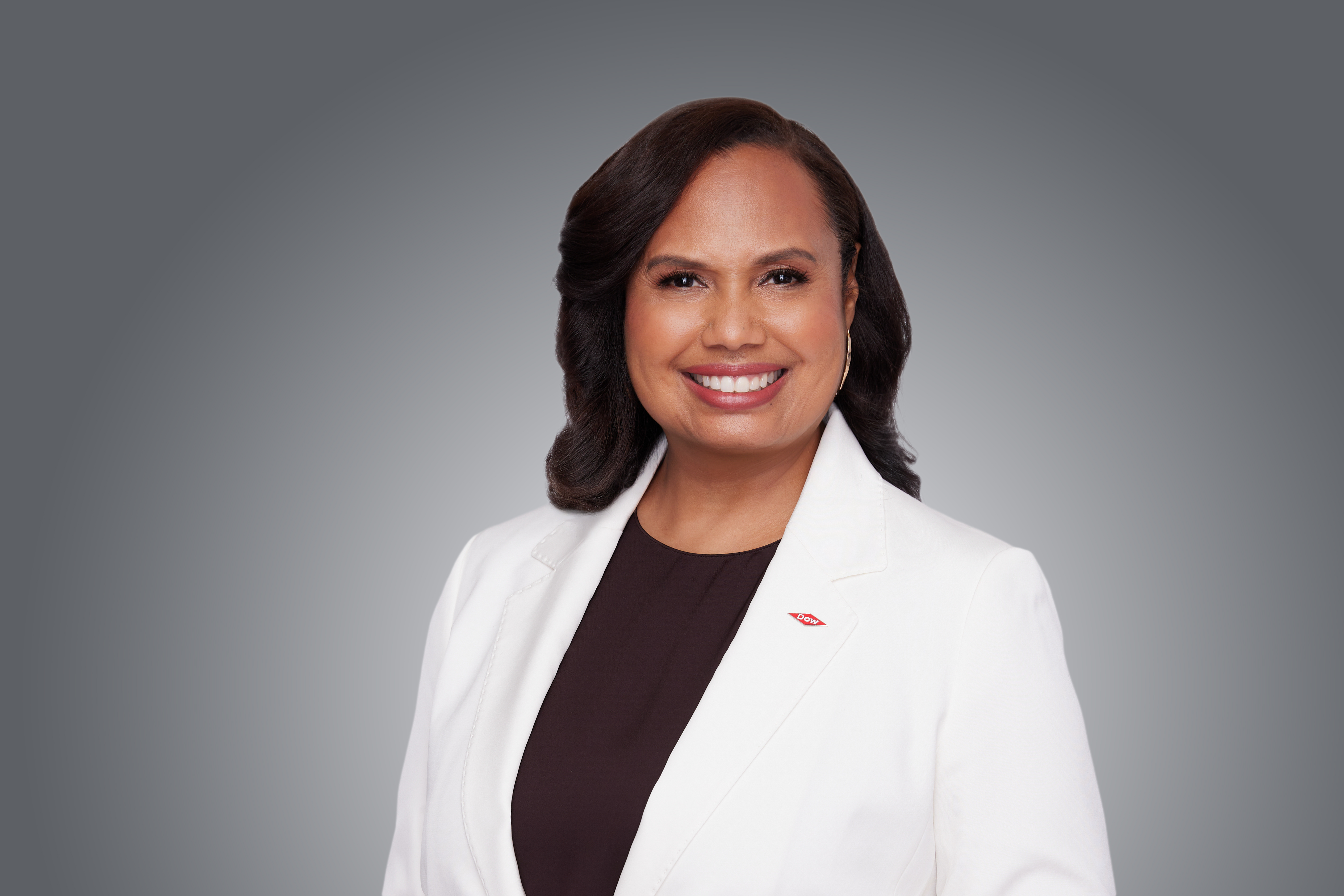 Official portrait of Dow chief executive Karen S. Carter