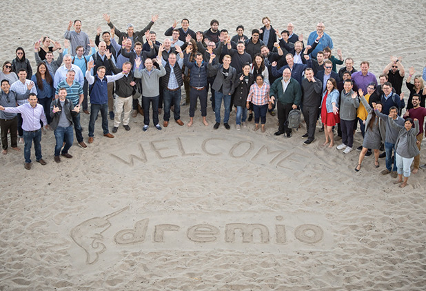 Dremio employees gathered outdoors