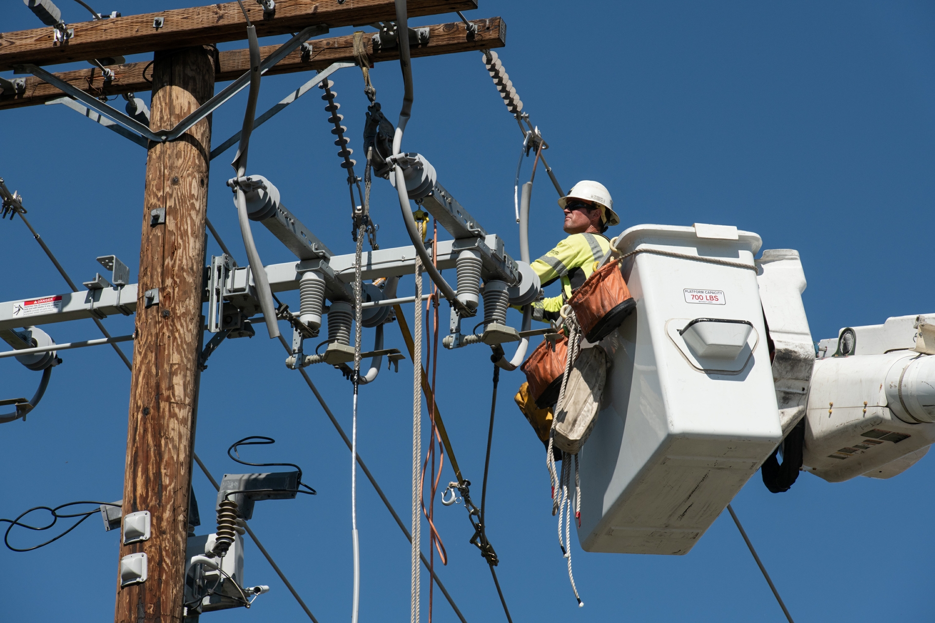 Southern California Edison crews installing covered conductor in Valencia in 2020