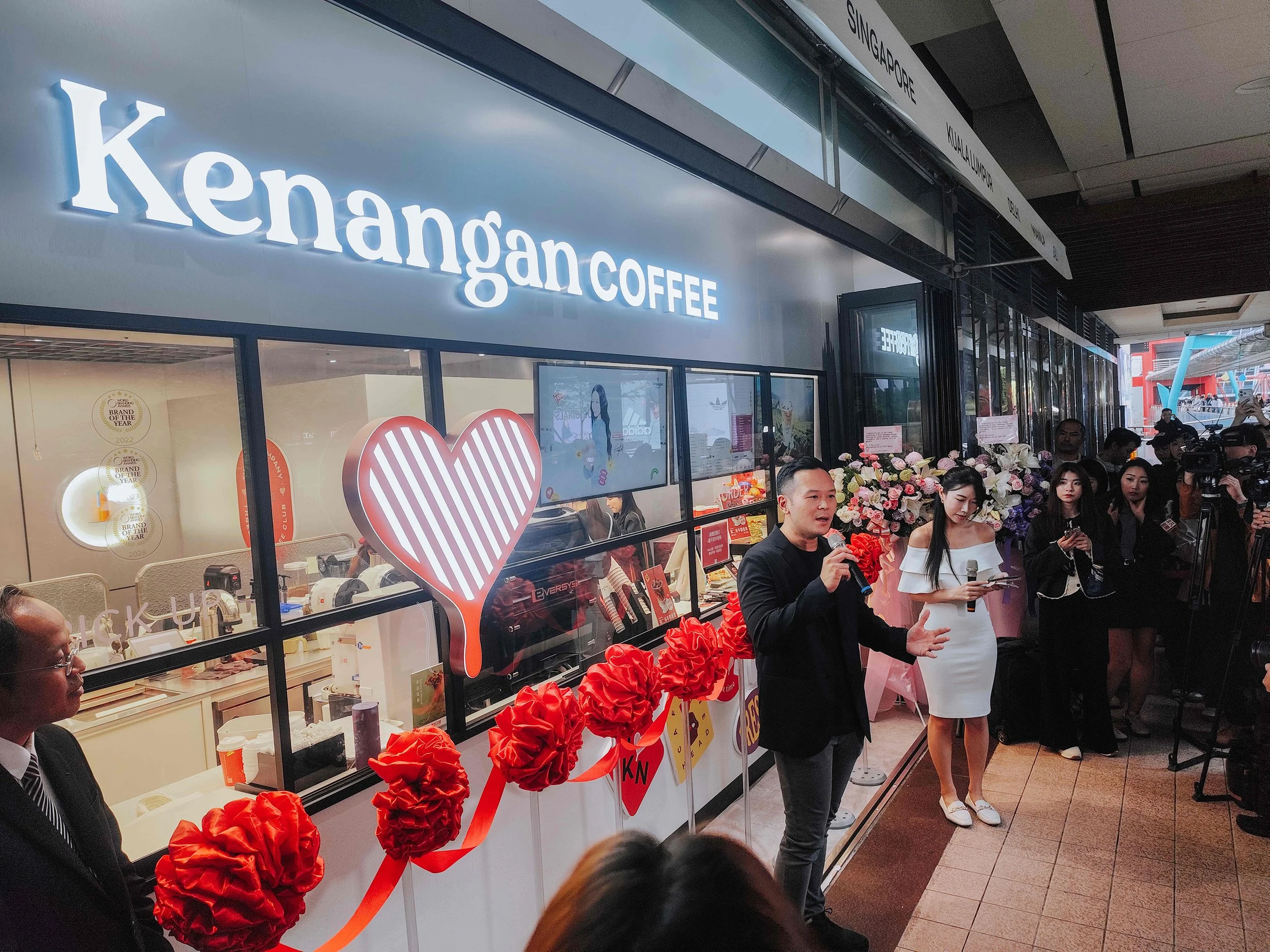 Edward Tirtanata at a Kenangan Coffee store opening in Taipei