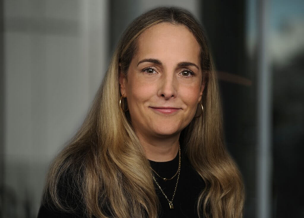 Elena Otero in a professional press portrait