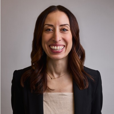 Elyssa Steiner’s Quiet Advantage: Leave the Desk