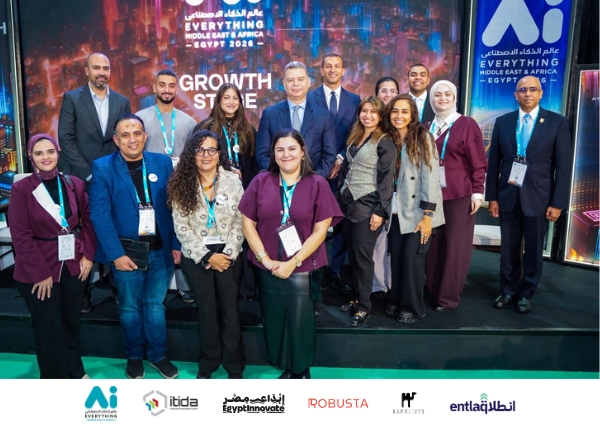 Representatives of ITIDA and the Entlaq, Robusta and Kamelizer consortium at the Egypt Innovate launch