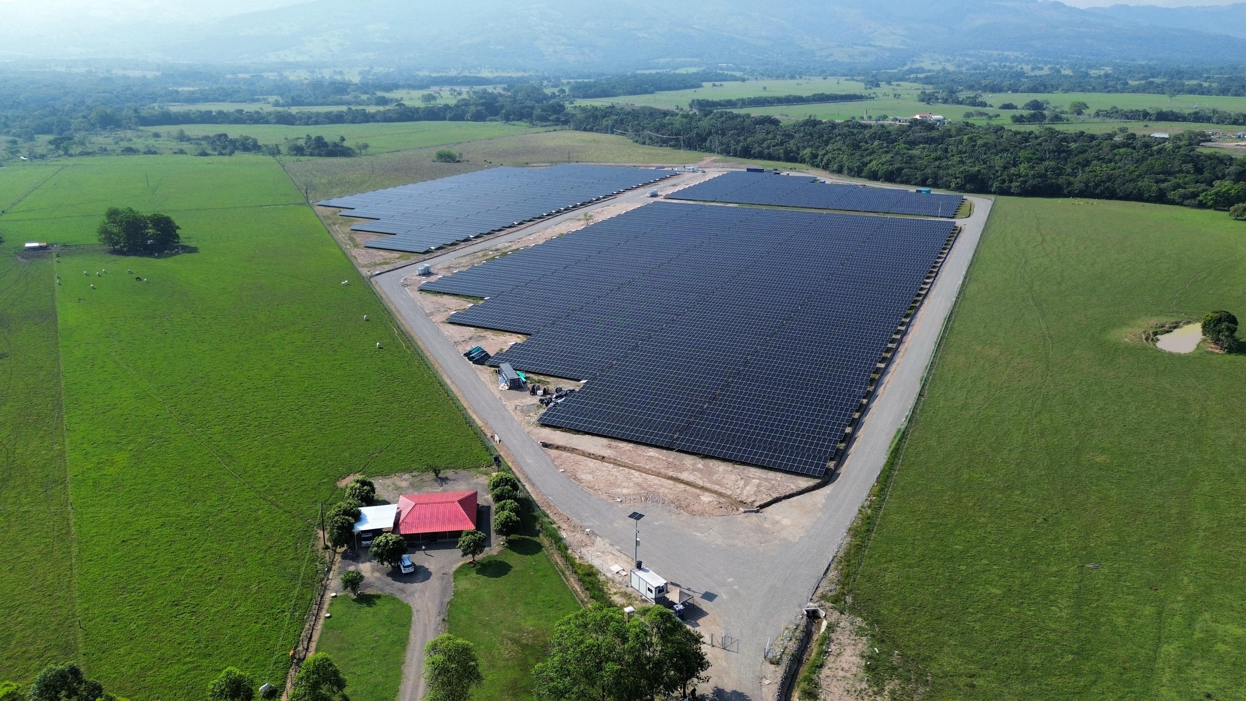 Aerial photograph of La Martina solar project surrounded by green fields