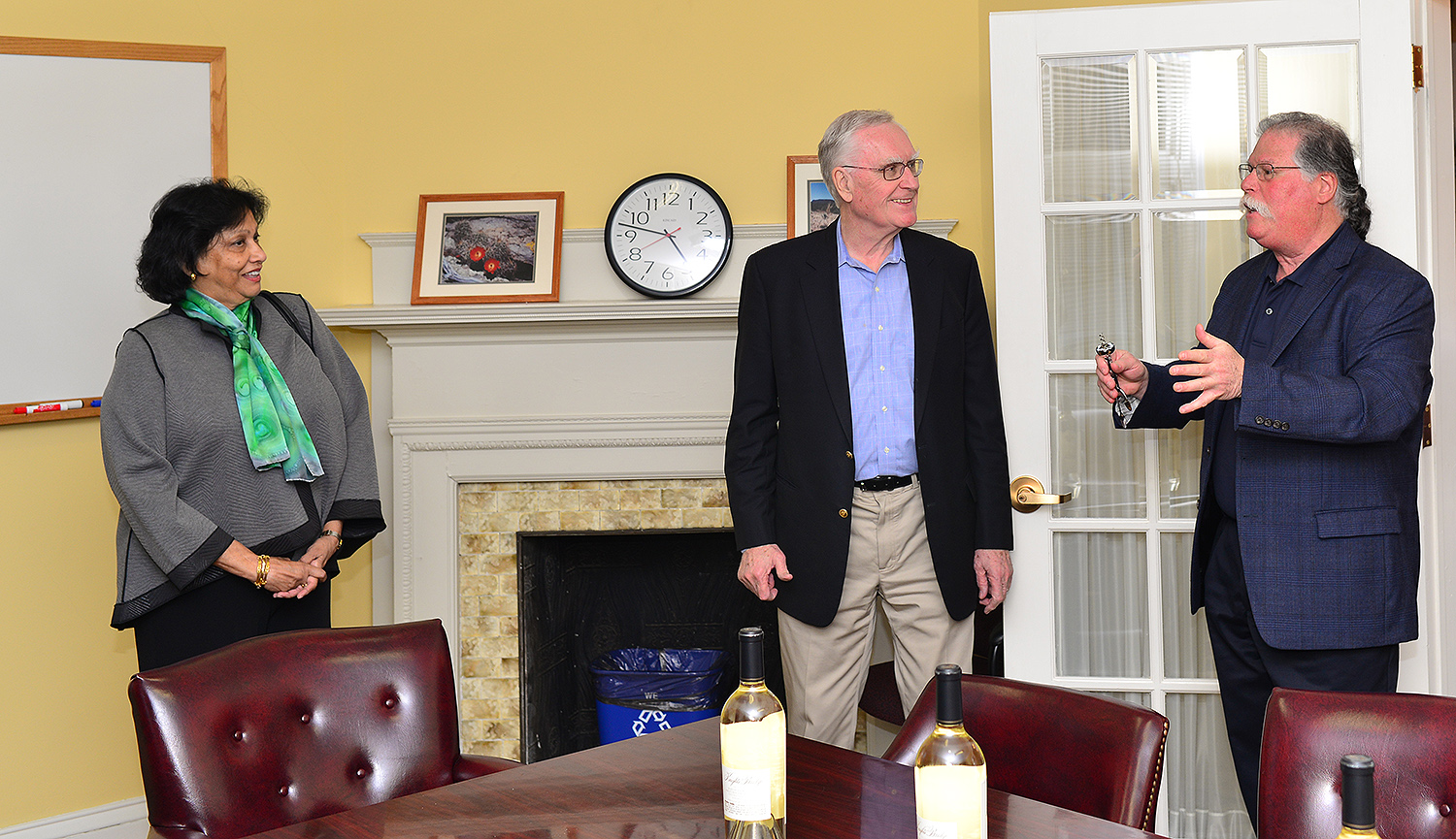 Menakka Bailey, Essel Bailey and Professor Barry Chernoff at Wesleyan during the Baileys’ April 2017 visit