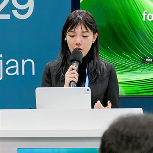 Eva Na Is Making the Invisible Infrastructure of AI Feel Useful