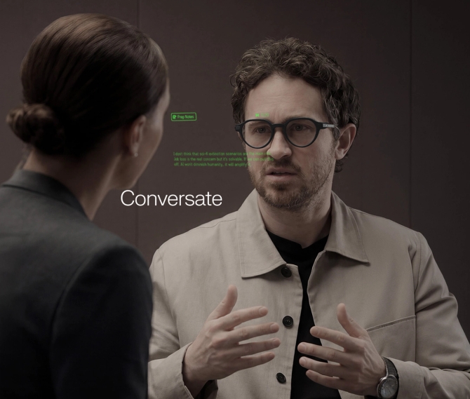 The Smart Glasses That Refuse to Film You