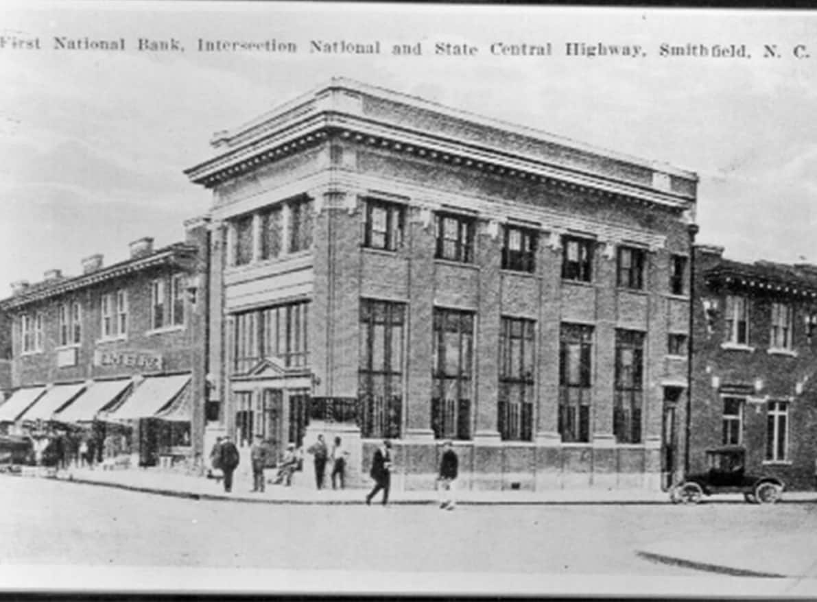 Historic image of the predecessor bank building in Smithfield