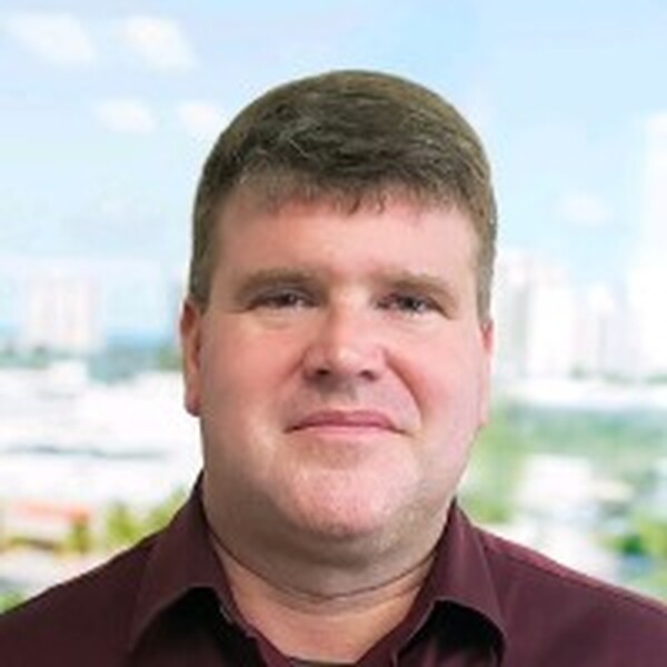 Frank Bryant Sells the Complicated Without Making It Complicated
