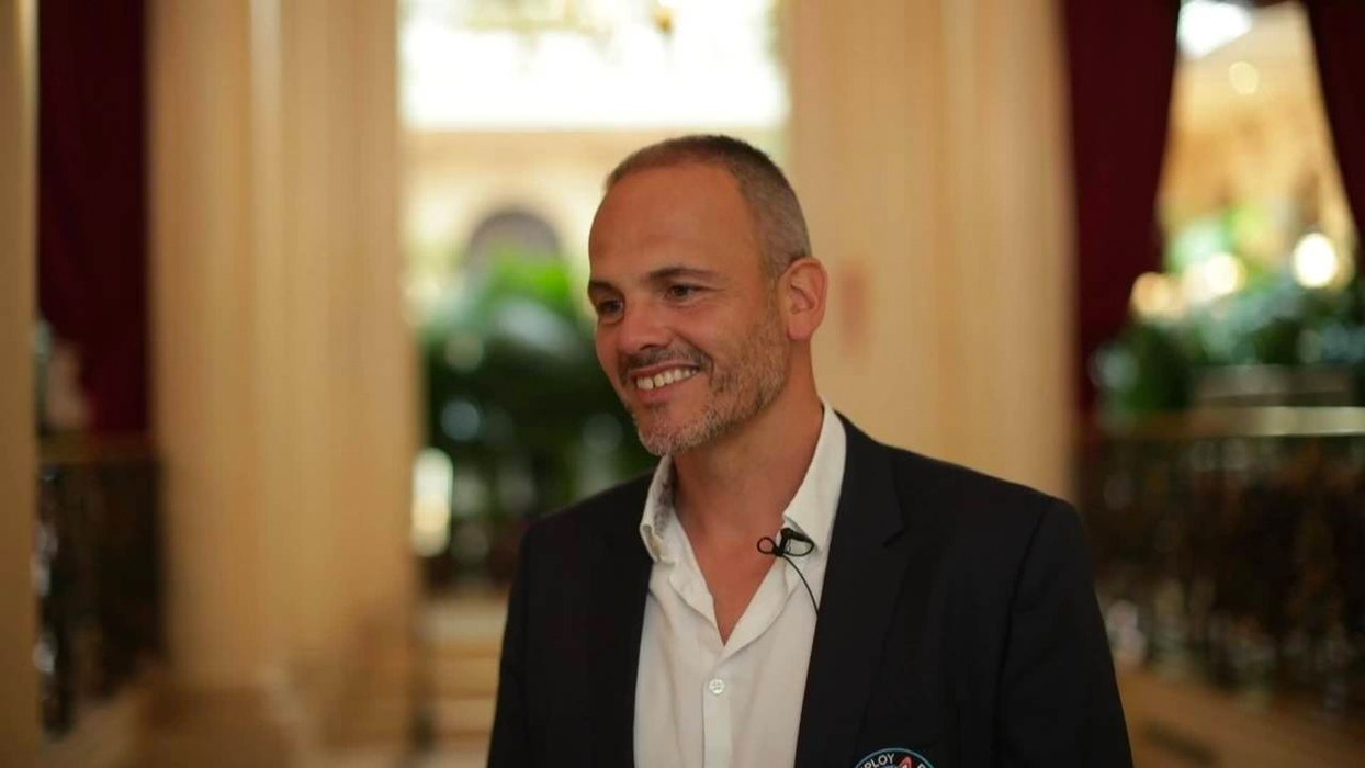 Frédéric Plais and the office he didn’t need