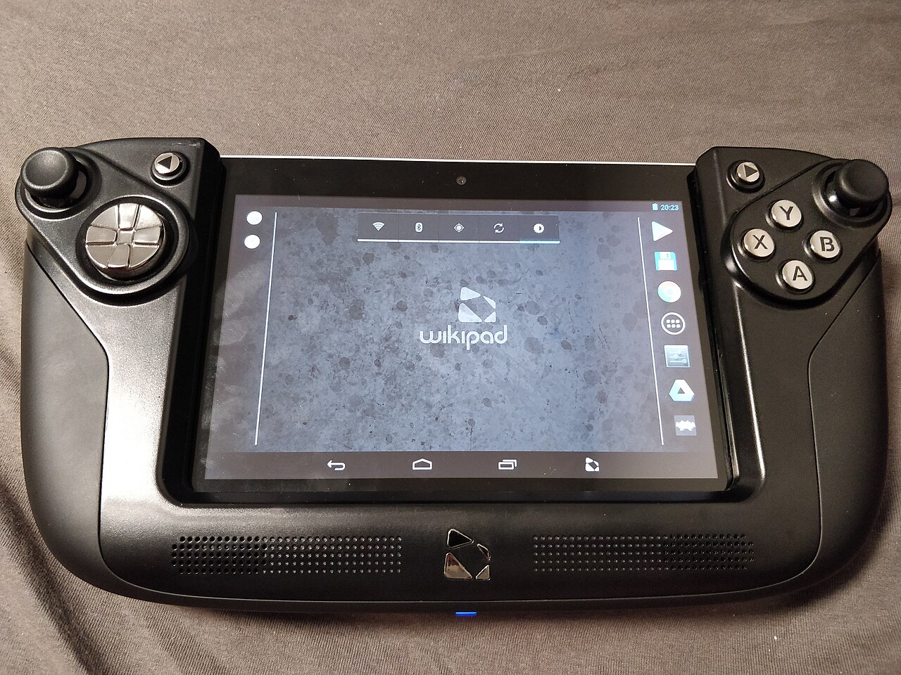 The Wikipad - Gamevice's original gaming tablet with a detachable controller